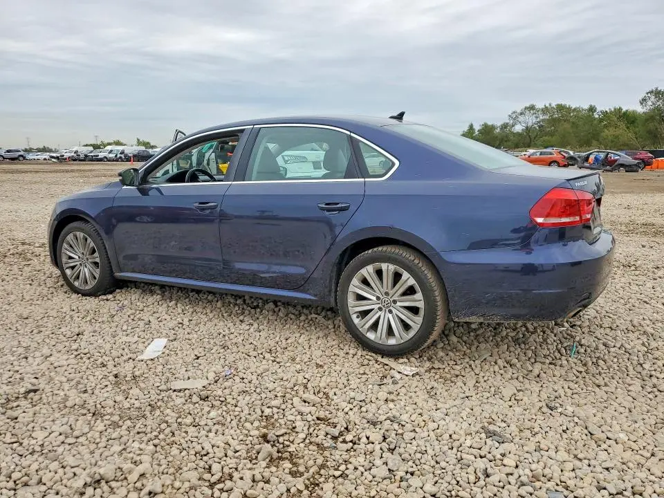 2012 VOLKSWAGEN PASSAT SE  