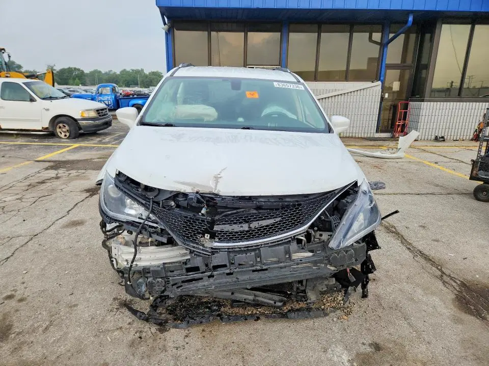 2018 CHRYSLER PACIFICA TOURING L PLUS  