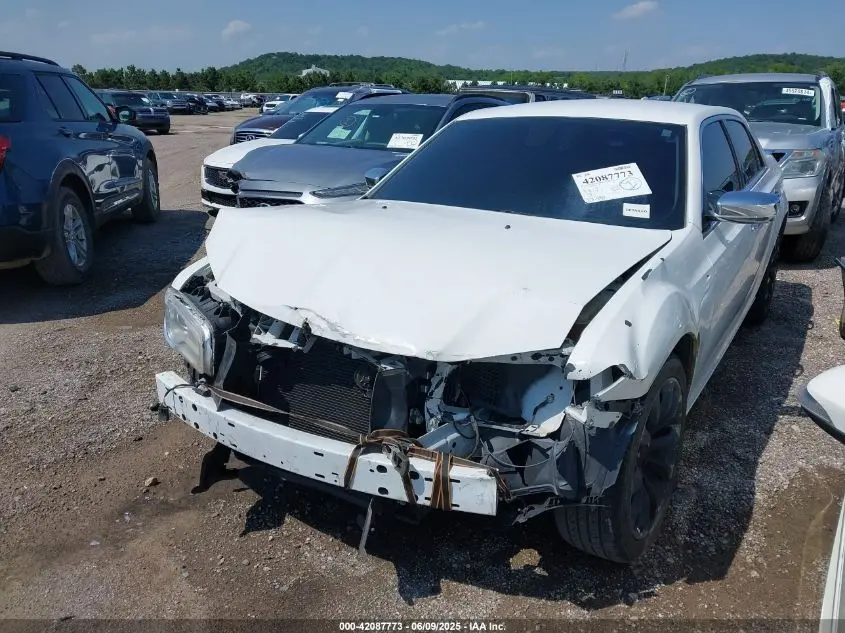2019 CHRYSLER 300 LIMITED