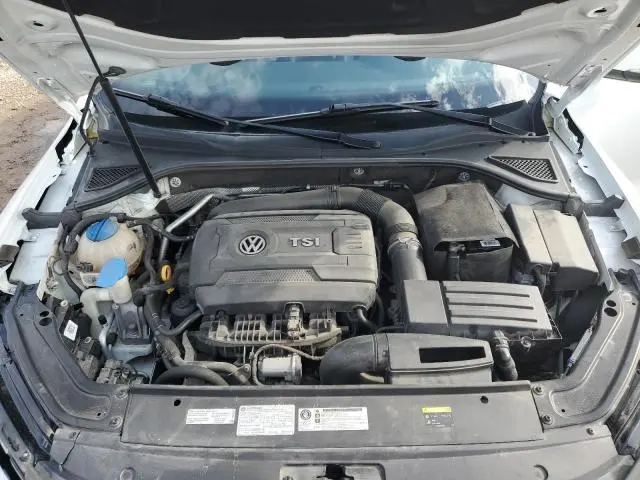 2017 VOLKSWAGEN PASSAT SE  