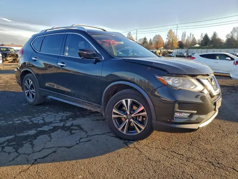 2019 NISSAN ROGUE S  