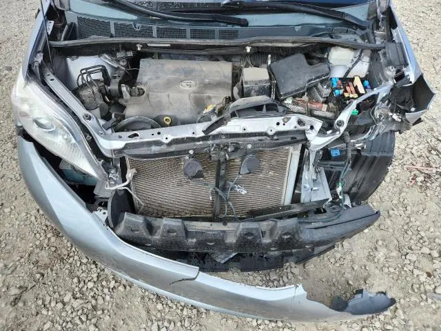 2013 TOYOTA SIENNA LE  