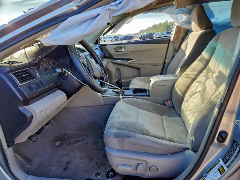 2015 TOYOTA CAMRY LE  