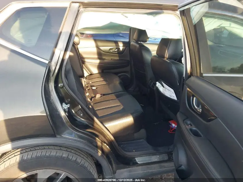 2015 NISSAN ROGUE SL