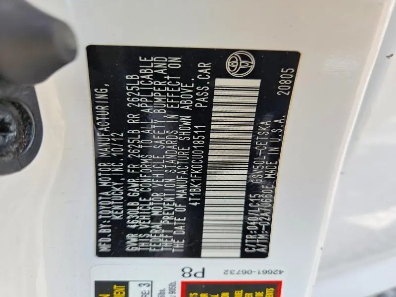 2012 TOYOTA CAMRY SE V6  