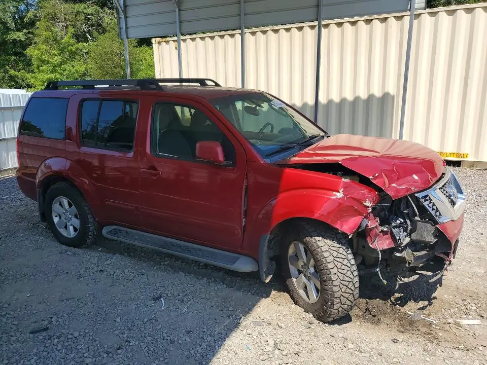 2012 NISSAN PATHFINDER S  
