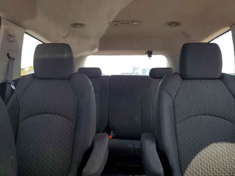 2012 CHEVROLET TRAVERSE LT  