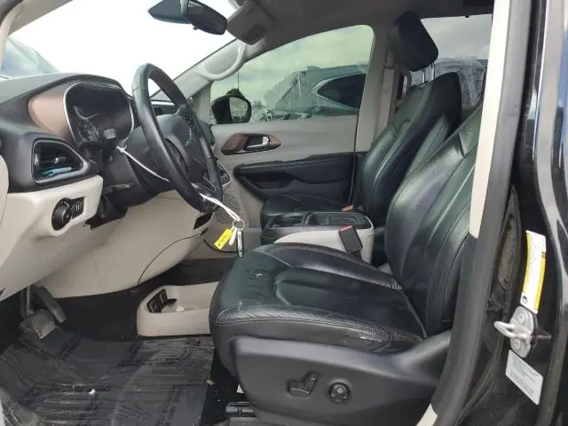 2017 CHRYSLER PACIFICA TOURING L  