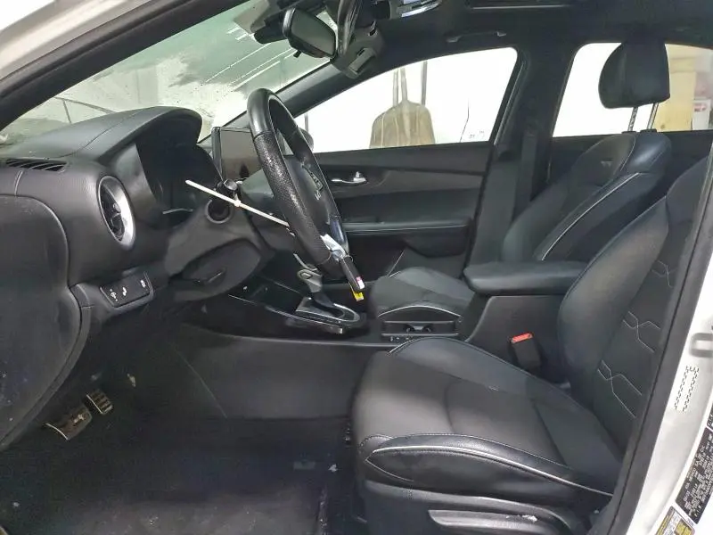 2023 KIA FORTE GT LINE  