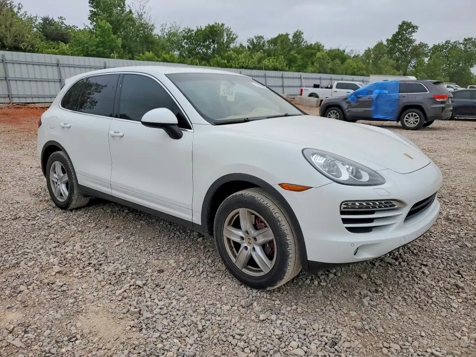 2012 PORSCHE CAYENNE   