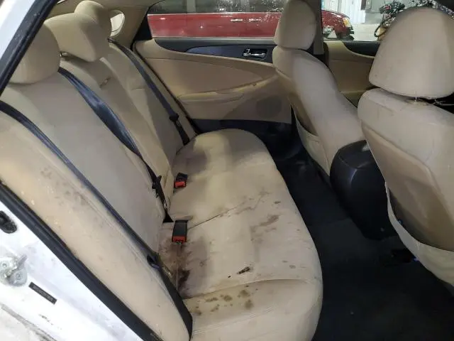 2013 HYUNDAI SONATA GLS  