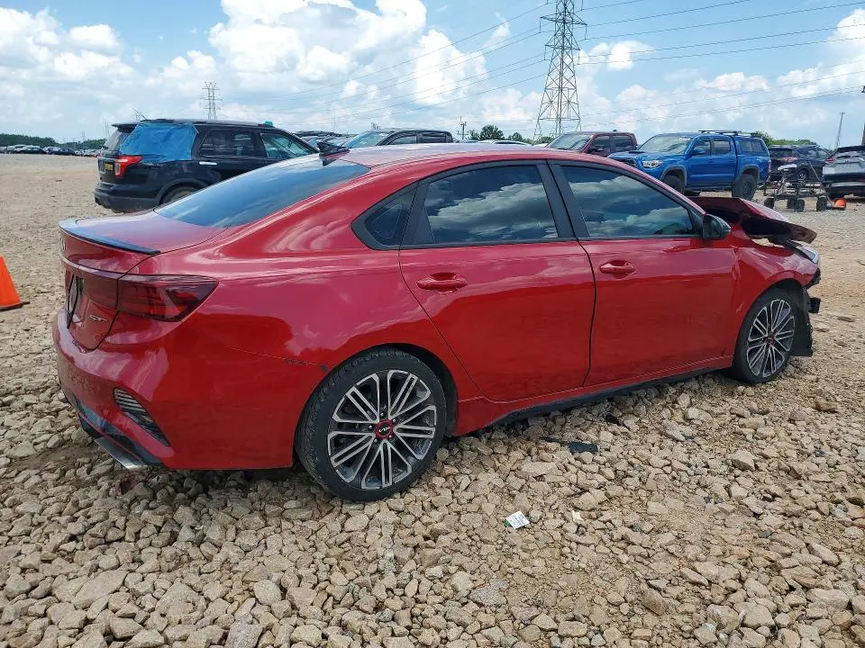 2023 KIA FORTE GT  