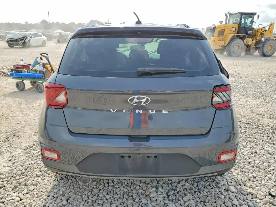 2024 HYUNDAI VENUE LIMITED  