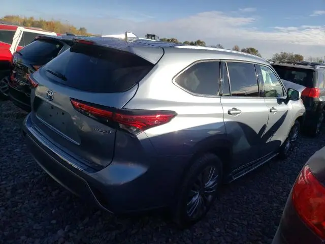 2022 TOYOTA HIGHLANDER HYBRID PLATINUM  