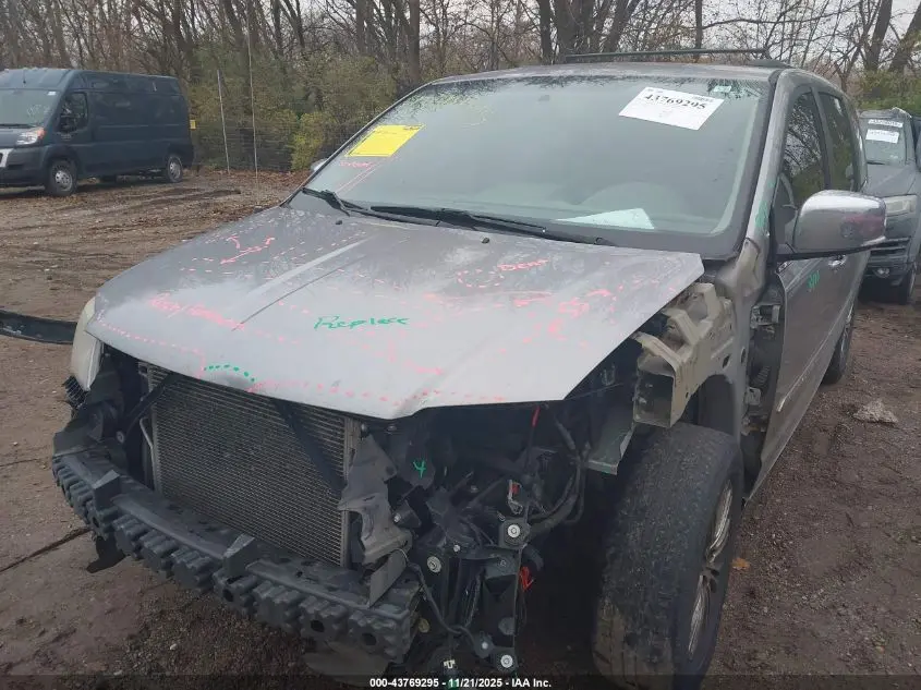 2014 CHRYSLER TOWN & COUNTRY TOURING-L 30TH ANNIVERSARY