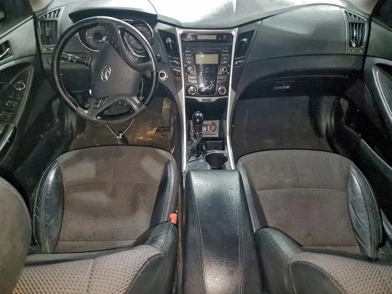 2012 HYUNDAI SONATA SE  