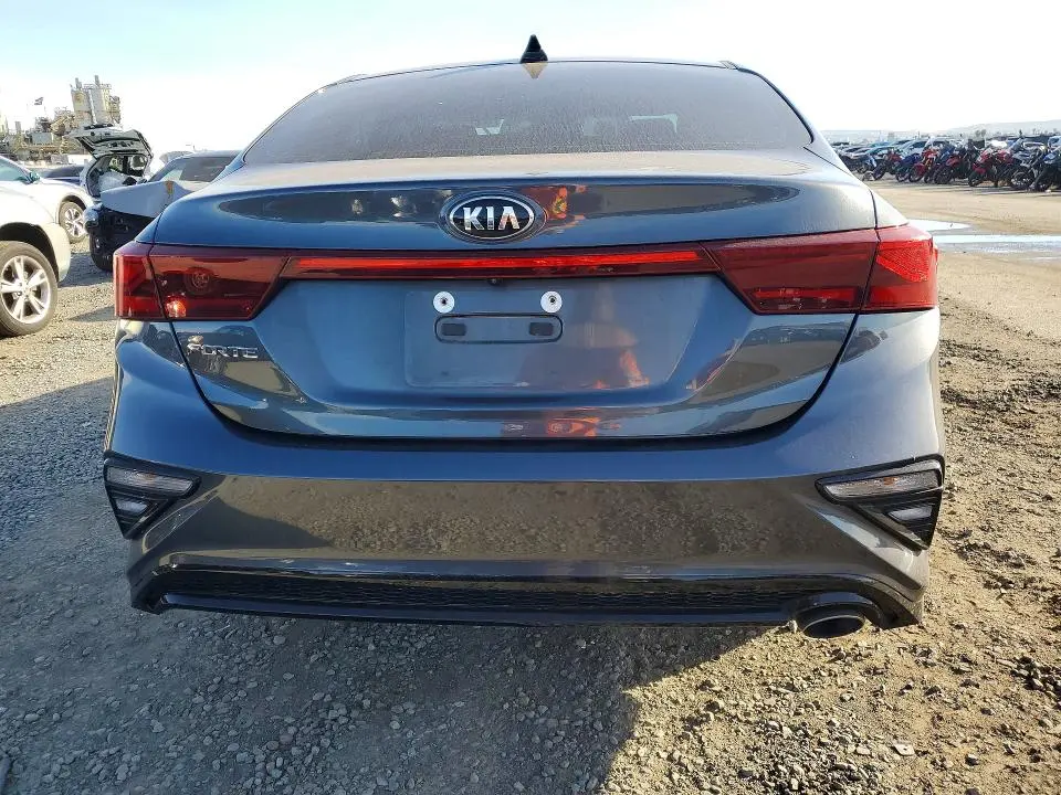 2020 KIA FORTE LXS  
