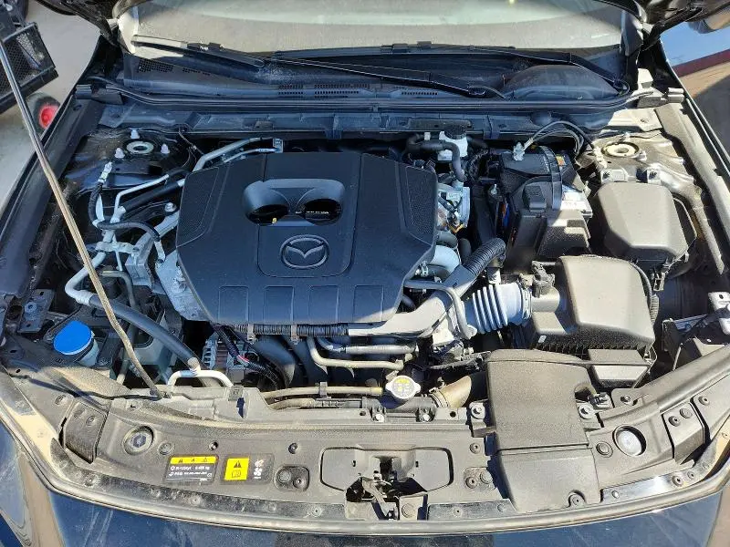 2024 MAZDA 3 PREFERRED  