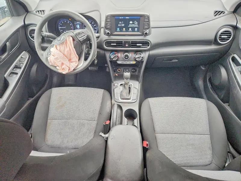 2018 HYUNDAI KONA SE  