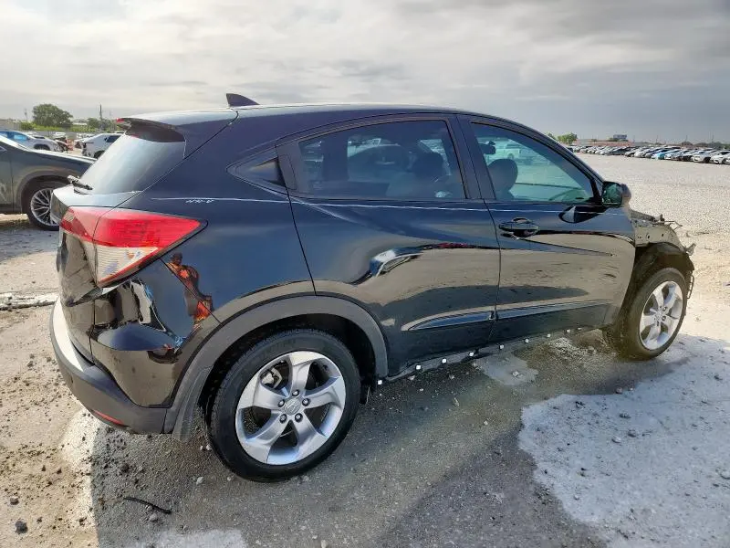 2022 HONDA HR-V LX  