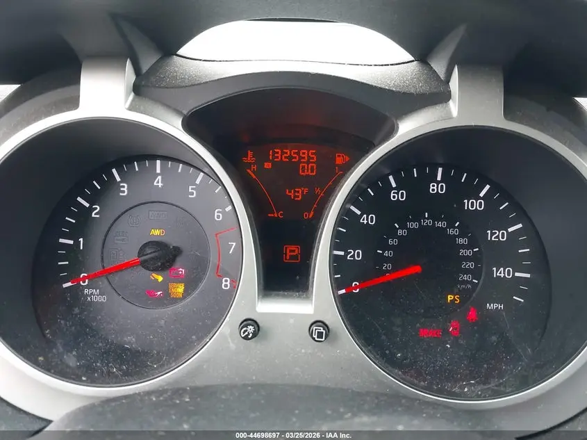 2013 NISSAN JUKE SL