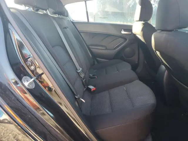 2017 KIA FORTE LX  