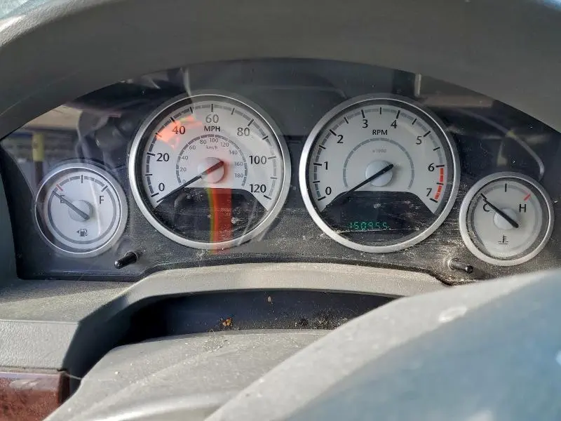 2010 CHRYSLER TOWN & COUNTRY TOURING  