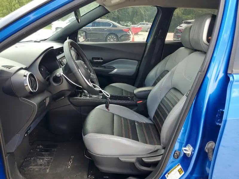 2021 NISSAN KICKS SR  