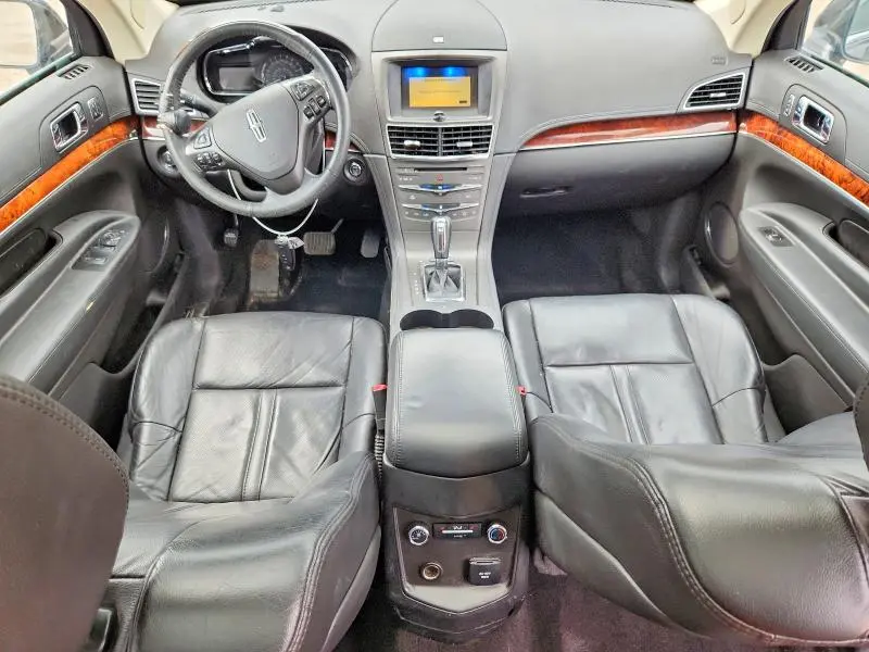 2019 LINCOLN MKT   