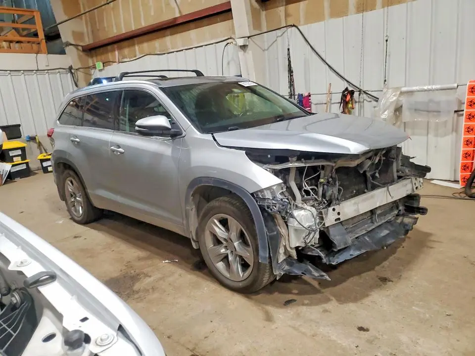 2017 TOYOTA HIGHLANDER LIMITED PLATINUM  