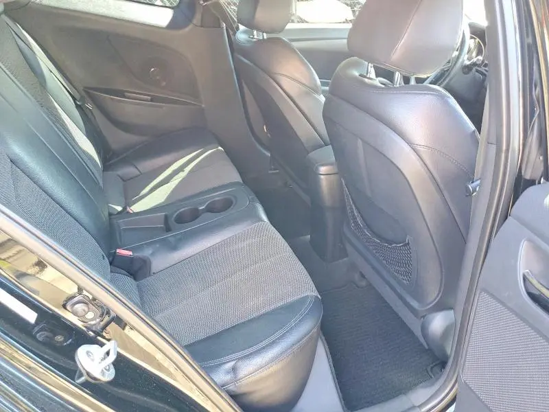 2012 HYUNDAI VELOSTER BASE  
