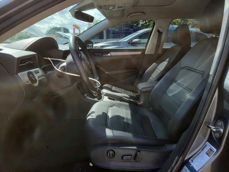 2021 VOLKSWAGEN PASSAT SE  