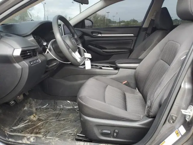 2021 NISSAN ALTIMA SV  