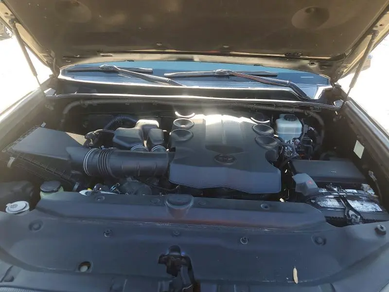 2015 TOYOTA 4RUNNER SR5  