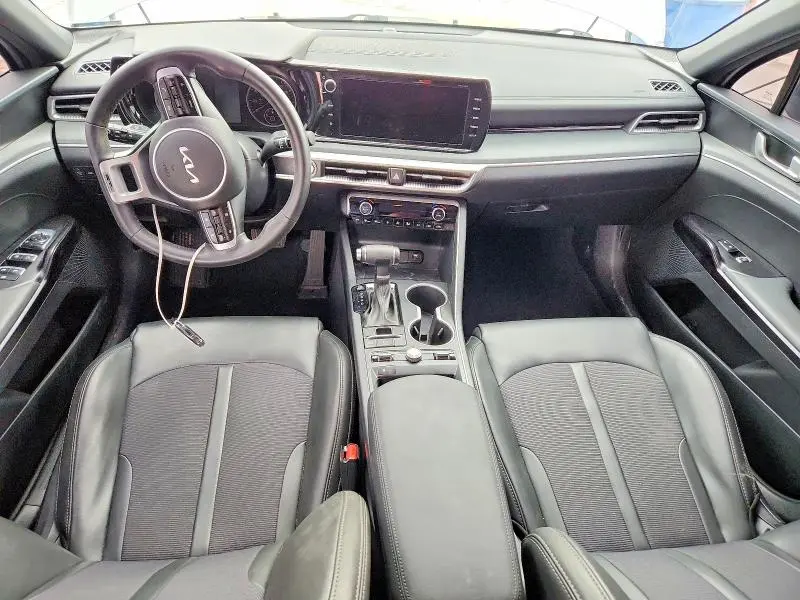 2024 KIA K5 GT LINE  
