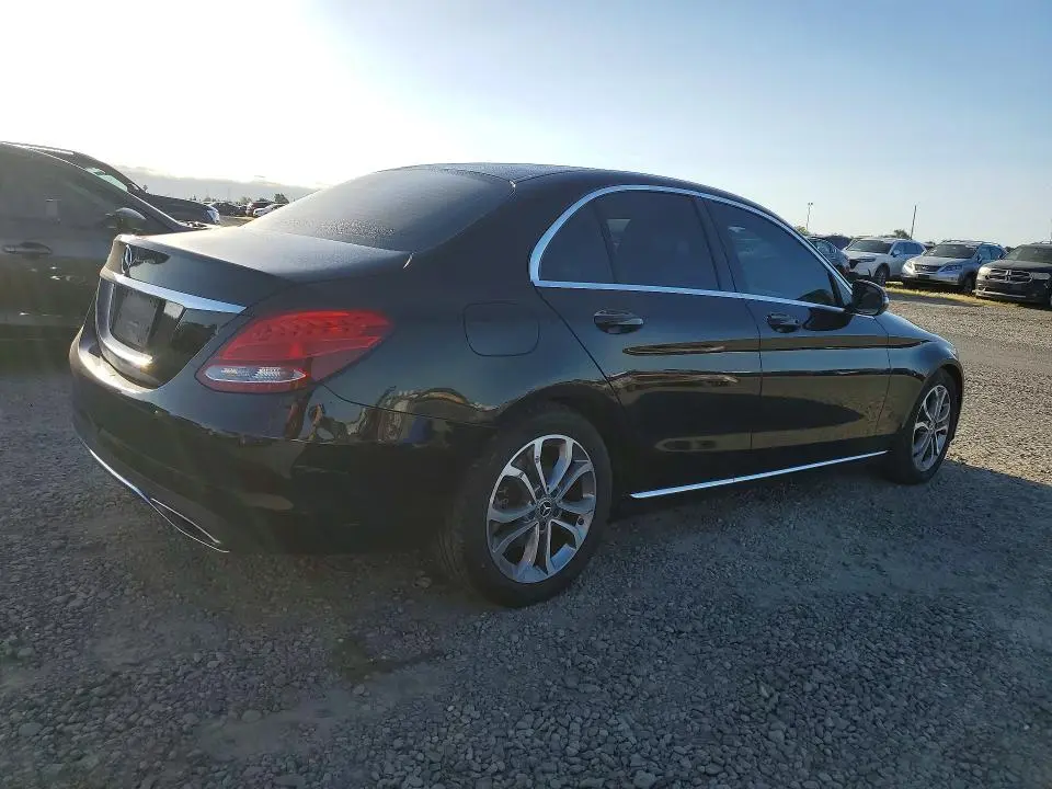 2018 MERCEDES-BENZ C 300  