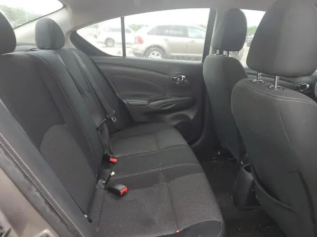2017 NISSAN VERSA S  