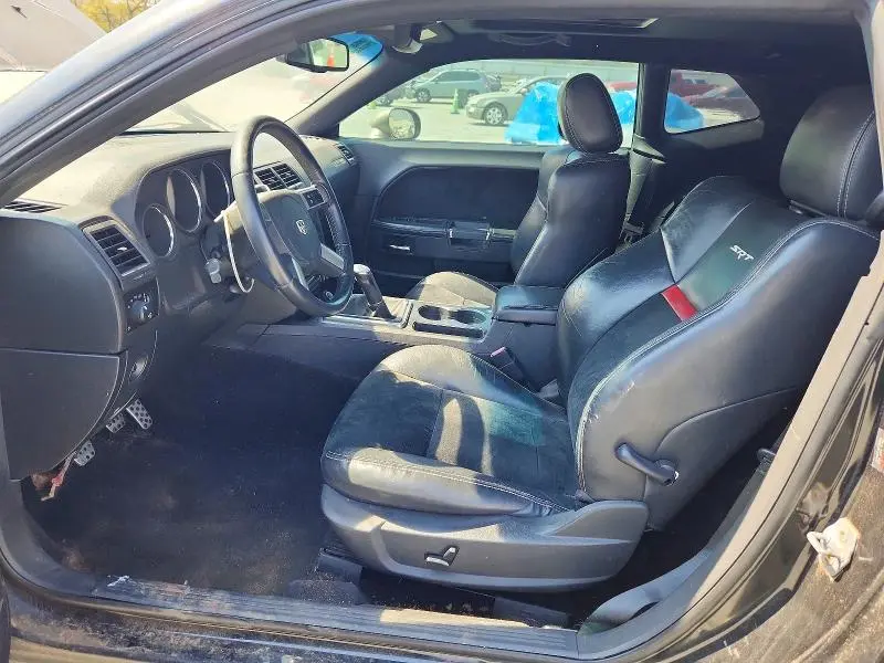 2010 DODGE CHALLENGER SRT-8  