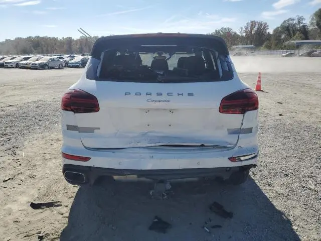 2018 PORSCHE CAYENNE   
