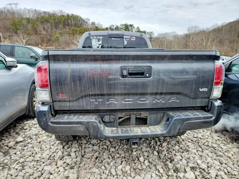2017 TOYOTA TACOMA DOUBLE CAB  