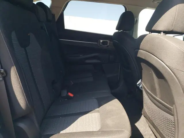 2022 KIA SORENTO LX  