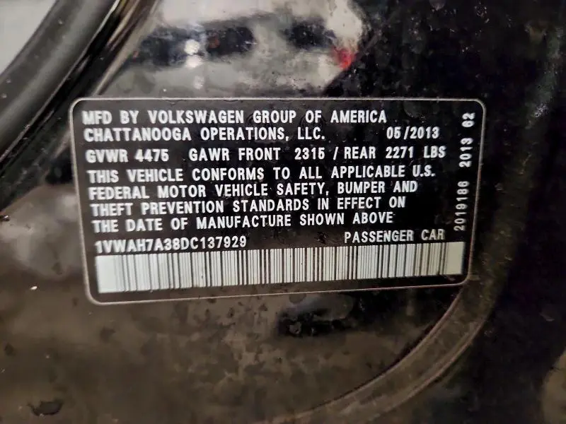 2013 VOLKSWAGEN PASSAT S  