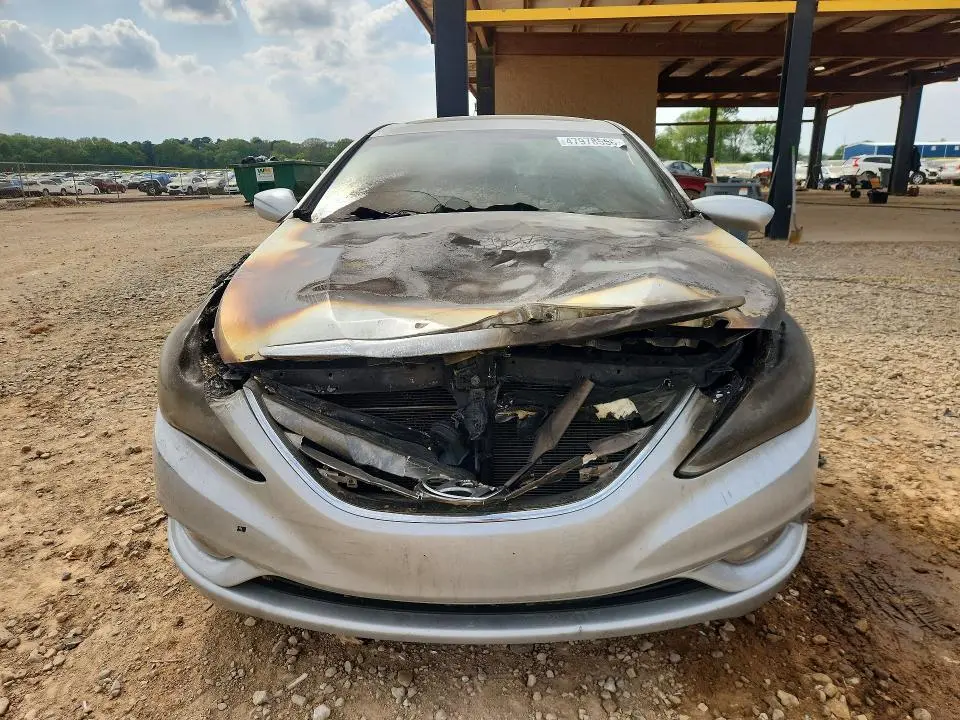 2013 HYUNDAI SONATA SE  