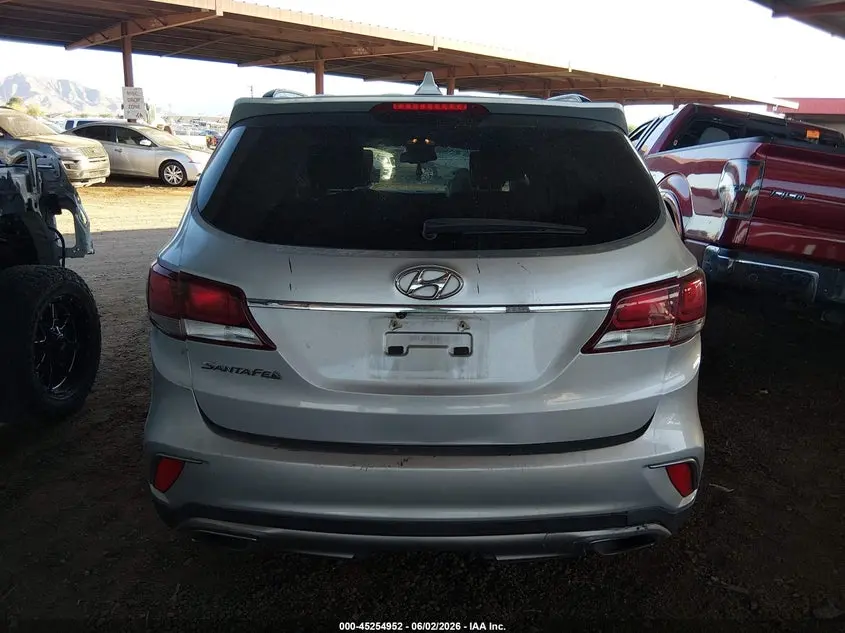 2018 HYUNDAI SANTA FE SE