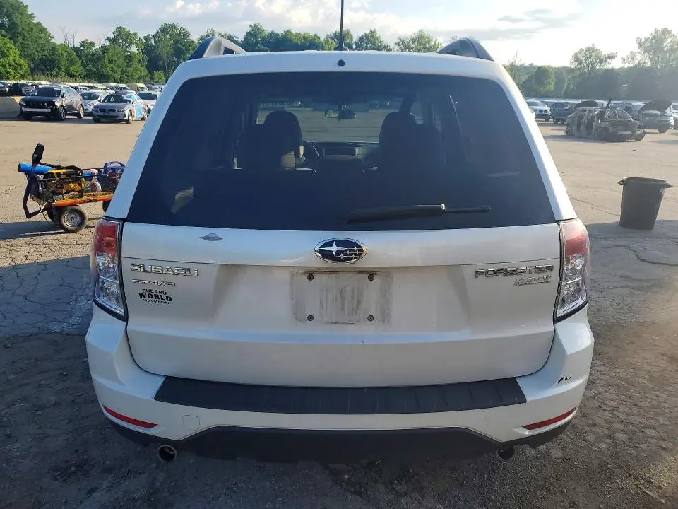 2011 SUBARU FORESTER 2.5X PREMIUM  
