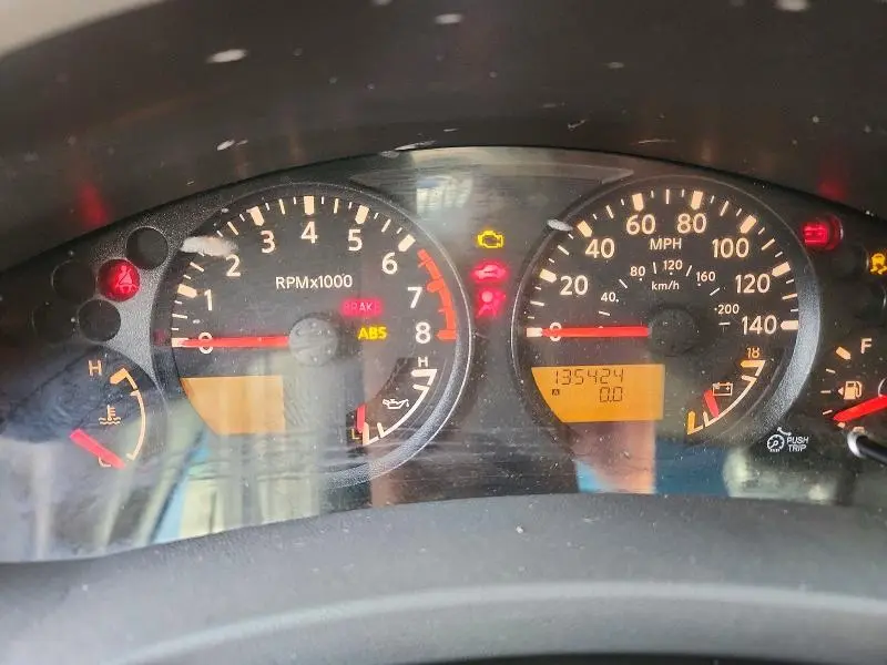 2013 NISSAN FRONTIER S  