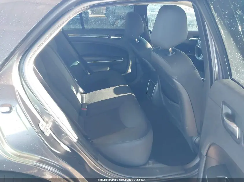 2019 CHRYSLER 300 TOURING