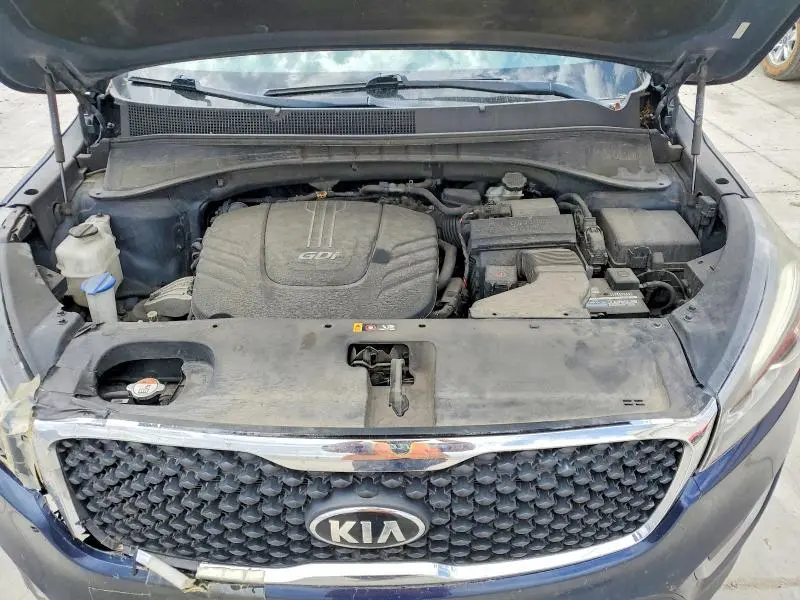 2017 KIA SORENTO LX V6  