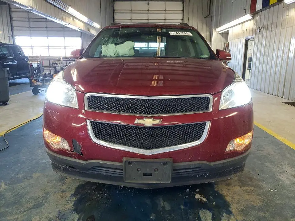2011 CHEVROLET TRAVERSE LT  