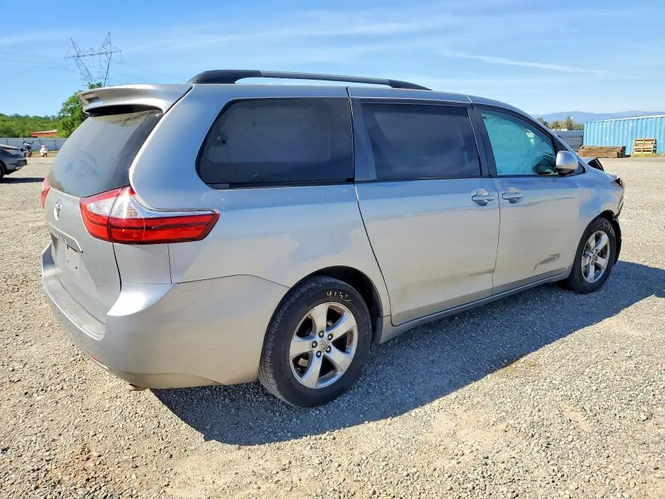 2016 TOYOTA SIENNA LE 8-PASSENGER  
